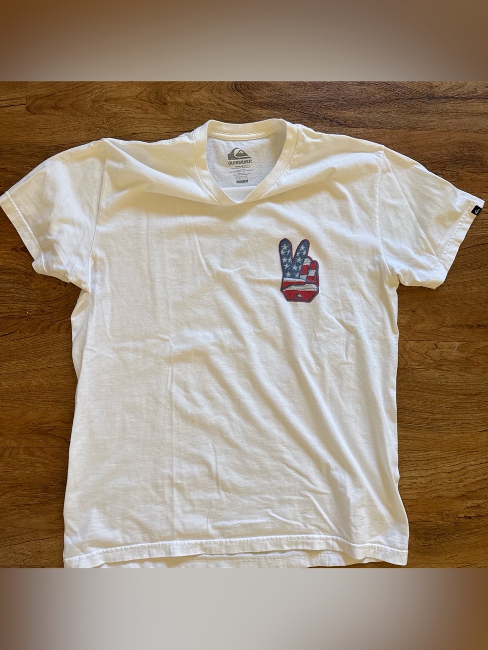 Quiksilver White Tee with American Flag Peace Hand